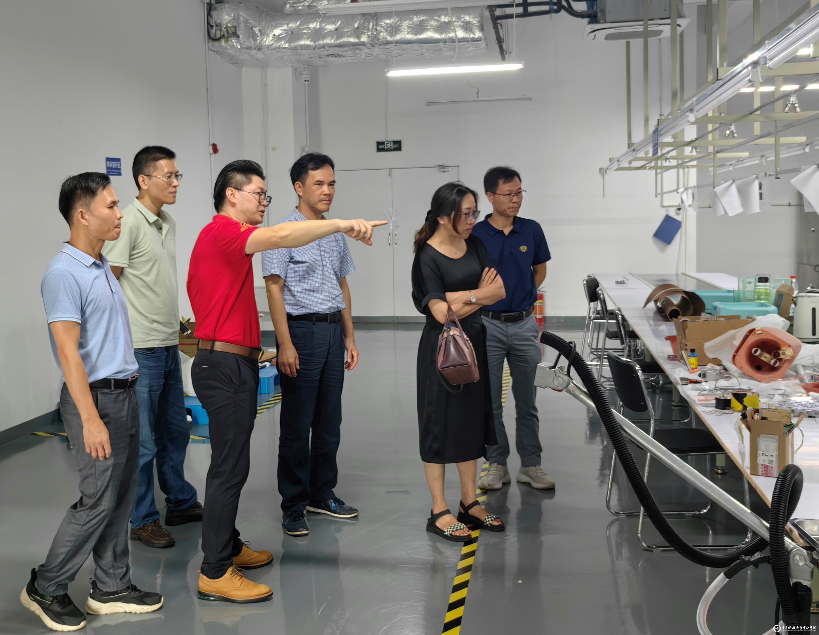 让它们能够解释为何即使观察到相反证据