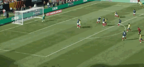 杜埃两球闪耀 法国队轮换取胜哥伦比亚