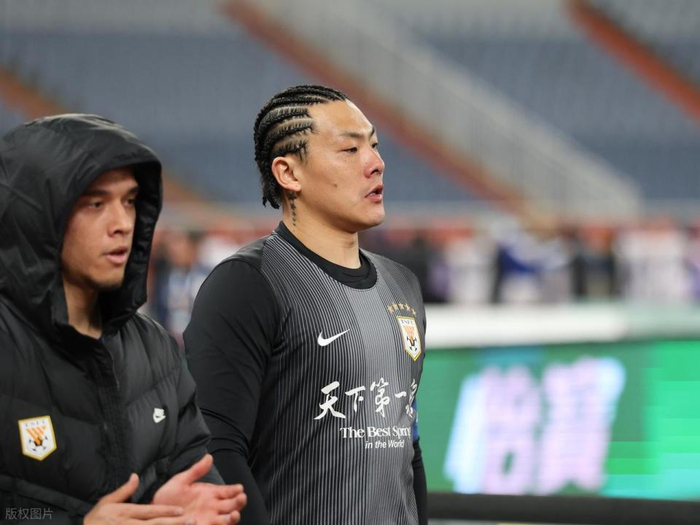 山东泰山两连败积分落后宿茂臻怒批球队缺乏逆