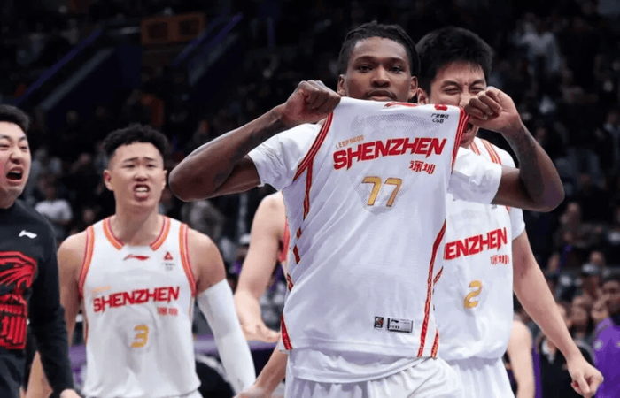 深圳马可波罗客场绝杀北控史密斯压哨反绝杀锁